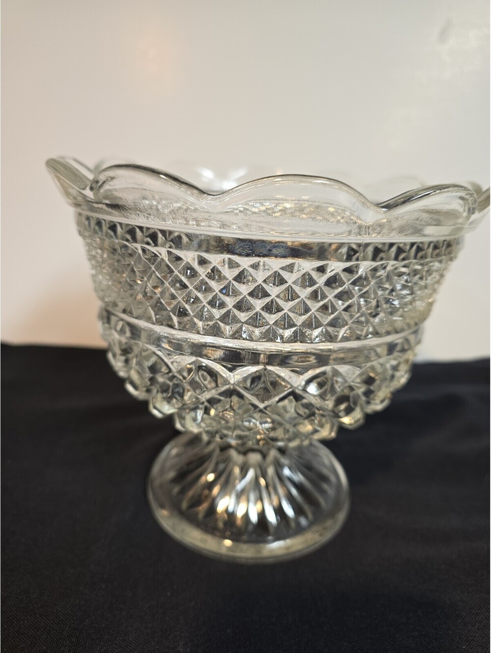 Vintage Anchor Hocking Clear Wexford Centerpiece Footed Fruit Bowl Scalloped Rim